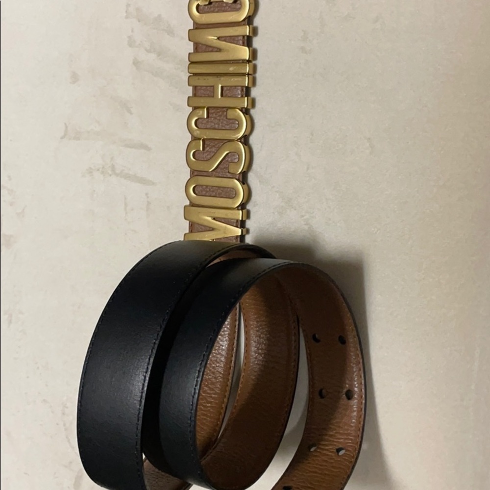 Moschino reversible leather belt.